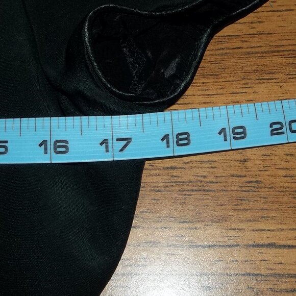 YL Dress Size 8P - Picture 5 of 6